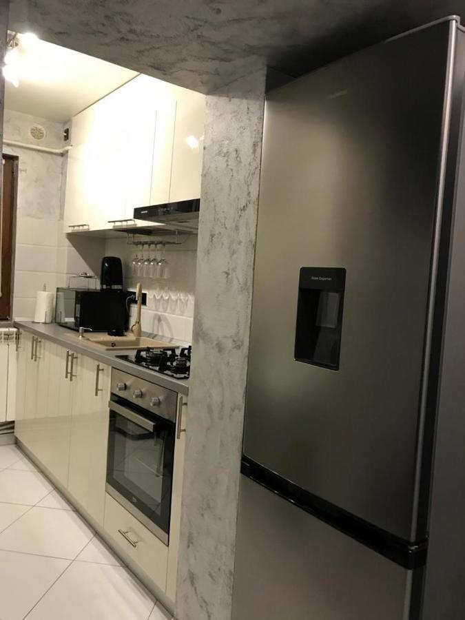 קריובה Elegant & Silver Luxury Apartament מראה חיצוני תמונה