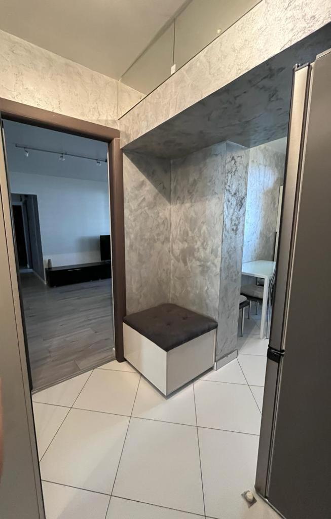 קריובה Elegant & Silver Luxury Apartament מראה חיצוני תמונה