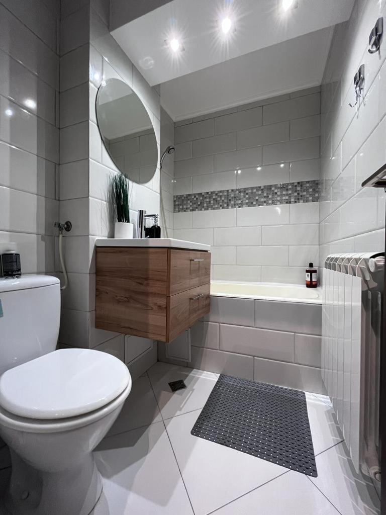 קריובה Elegant & Silver Luxury Apartament מראה חיצוני תמונה